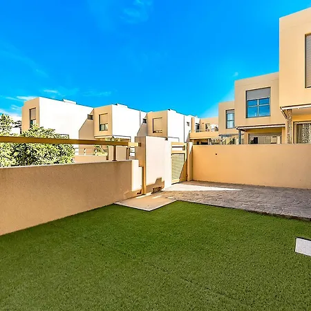 Family Townhouse Appartement *
