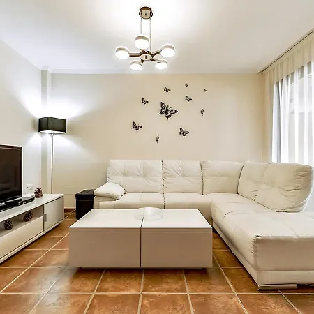Family Townhouse Apartment La Tejita