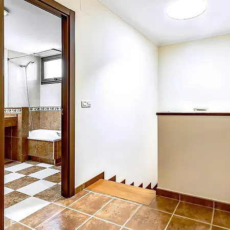 Family Townhouse Apartment *