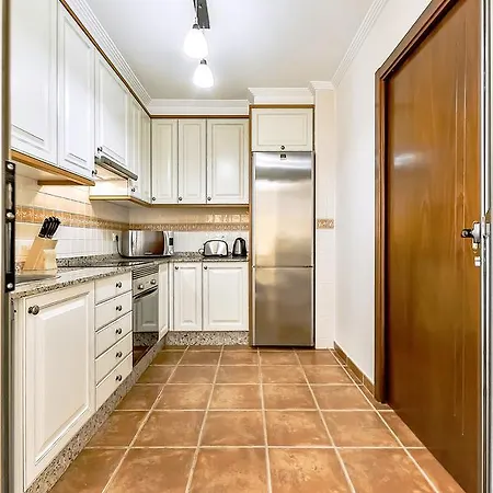 Apartment Family Townhouse *